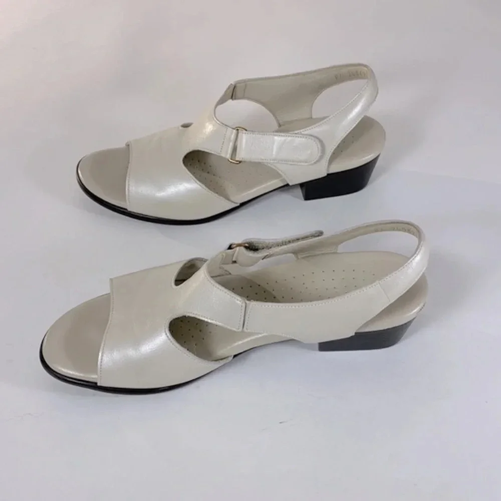 SAS Suntimer - Heeled Sandal pearl bone size 7.5 SLIM sandal supportive